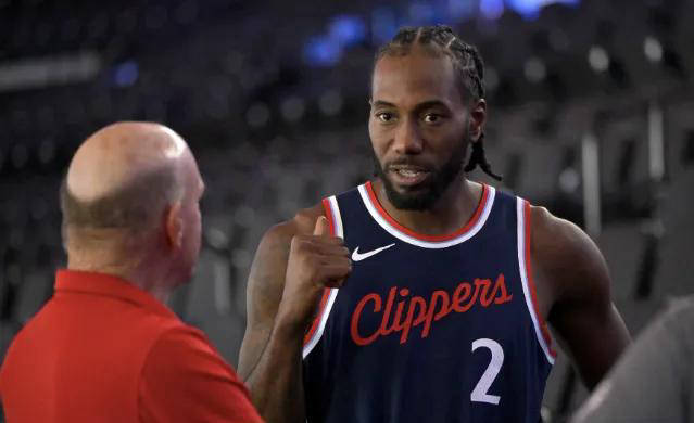 包含赛前CBA季后赛焦点战，洛杉矶快船主帅复盘，管理层满意，控场能力受关注的词条kaiyun